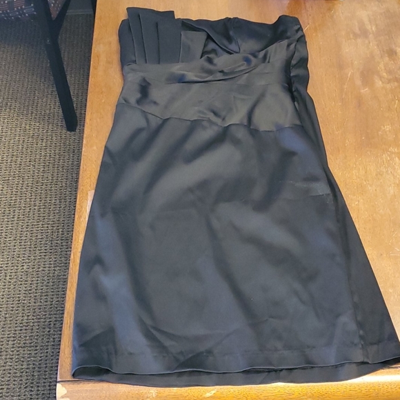 Cocktail dress - Picture 1 of 4